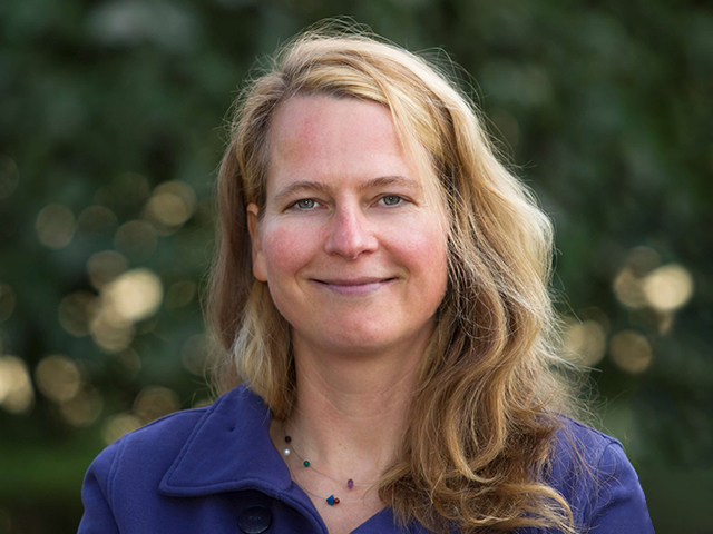 Constance-Bos-480x640